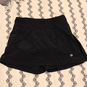 Lululemon athletica Tennis Skirt/Skort size 2